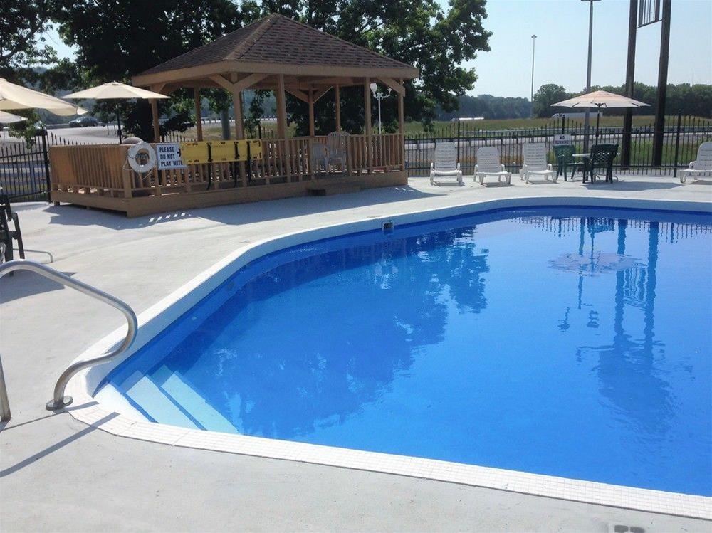 Quality Inn & Suites Horse Cave Екстер'єр фото