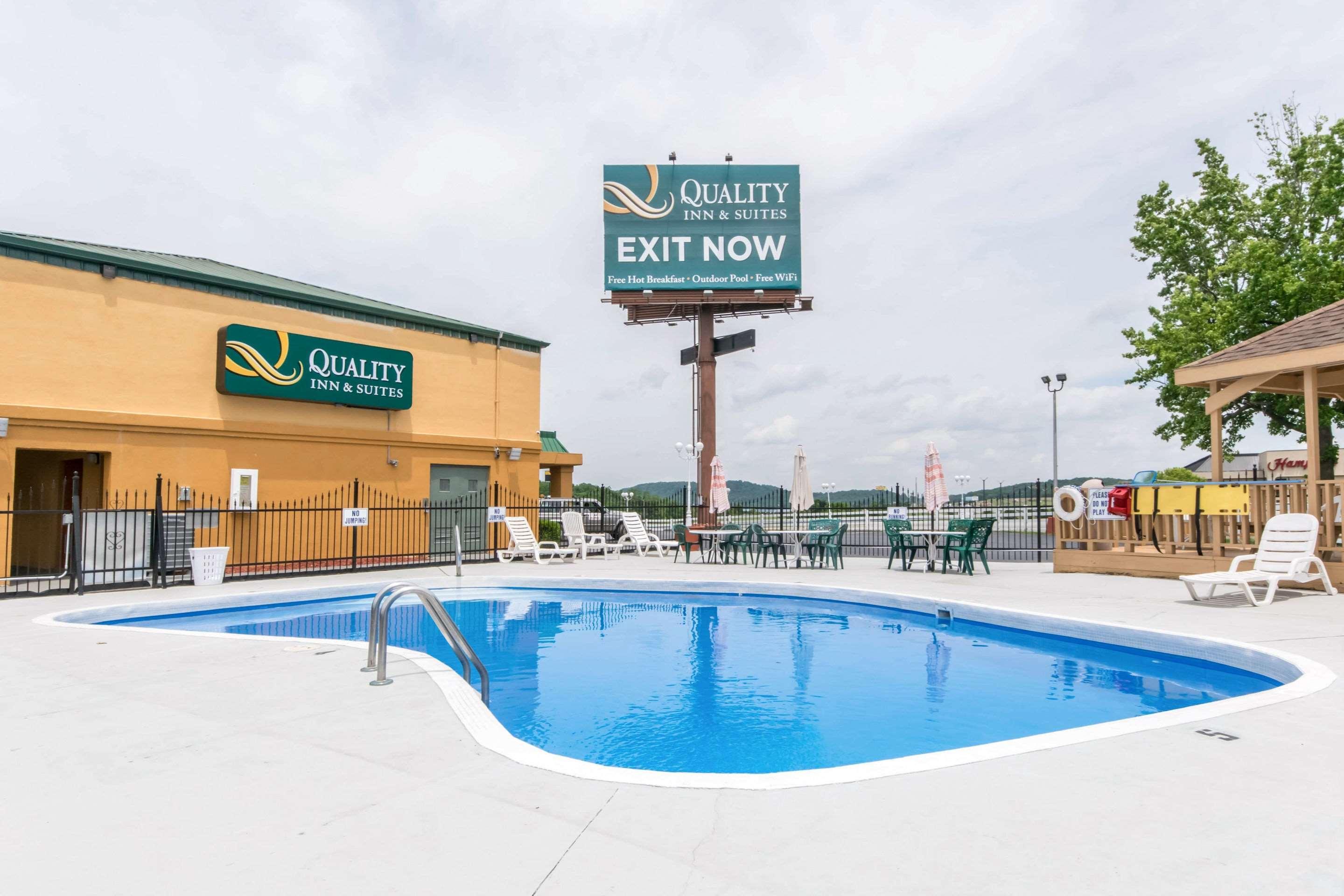 Quality Inn & Suites Horse Cave Екстер'єр фото