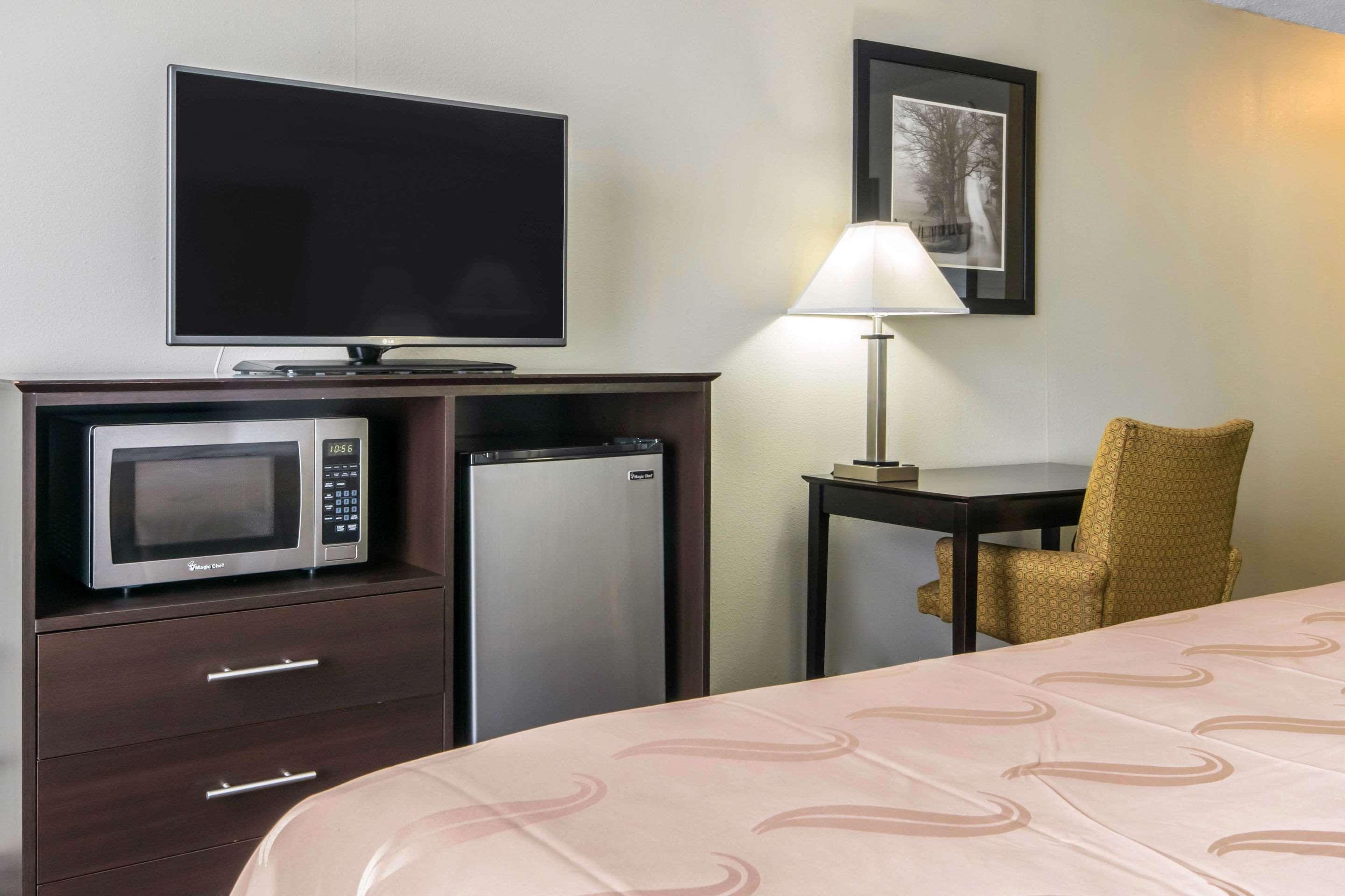 Quality Inn & Suites Horse Cave Екстер'єр фото