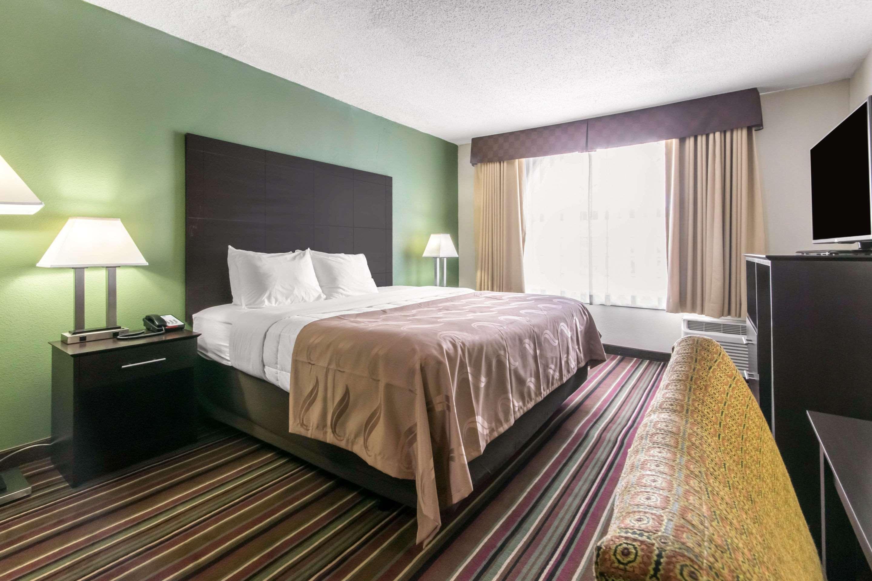 Quality Inn & Suites Horse Cave Екстер'єр фото