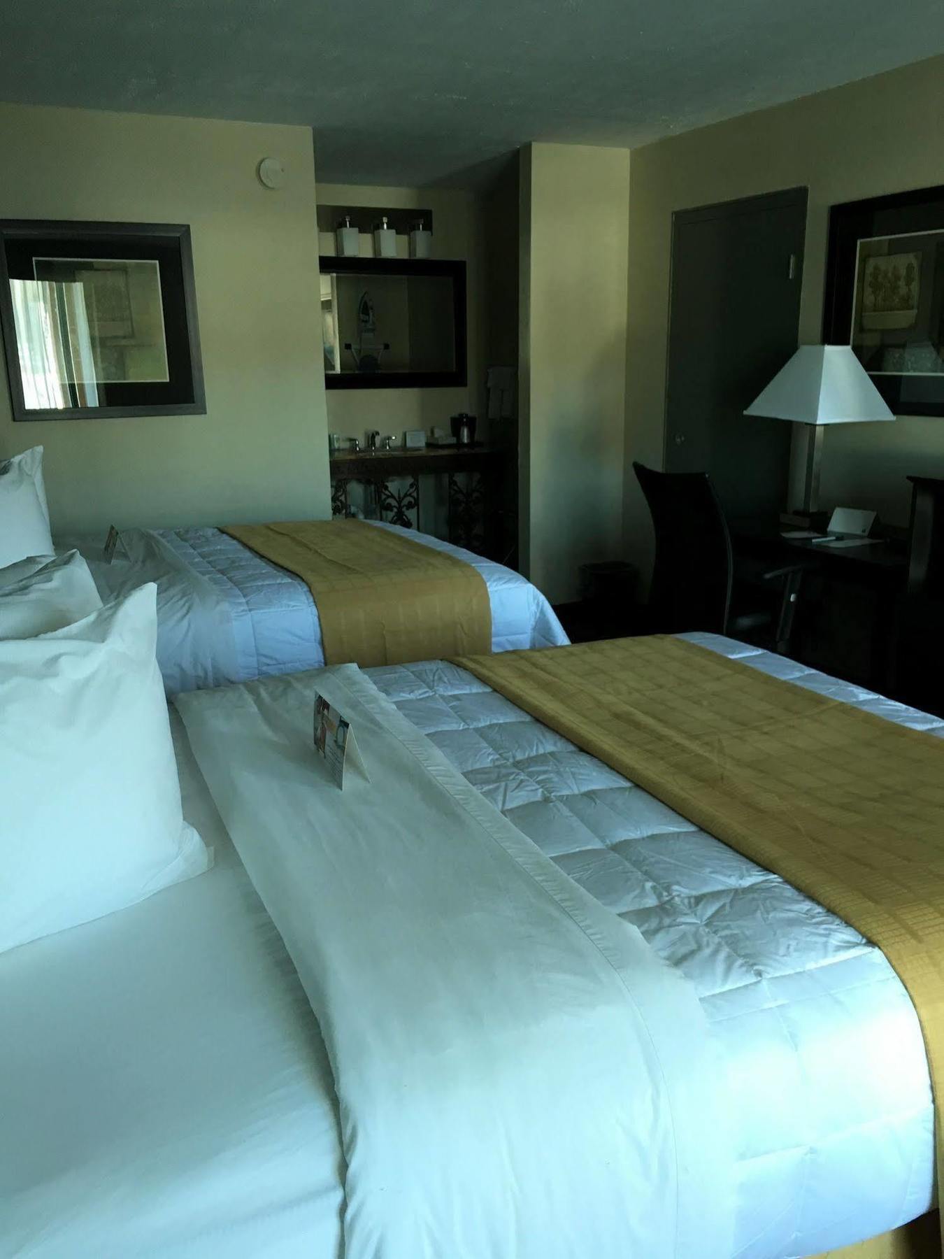 Quality Inn & Suites Horse Cave Екстер'єр фото