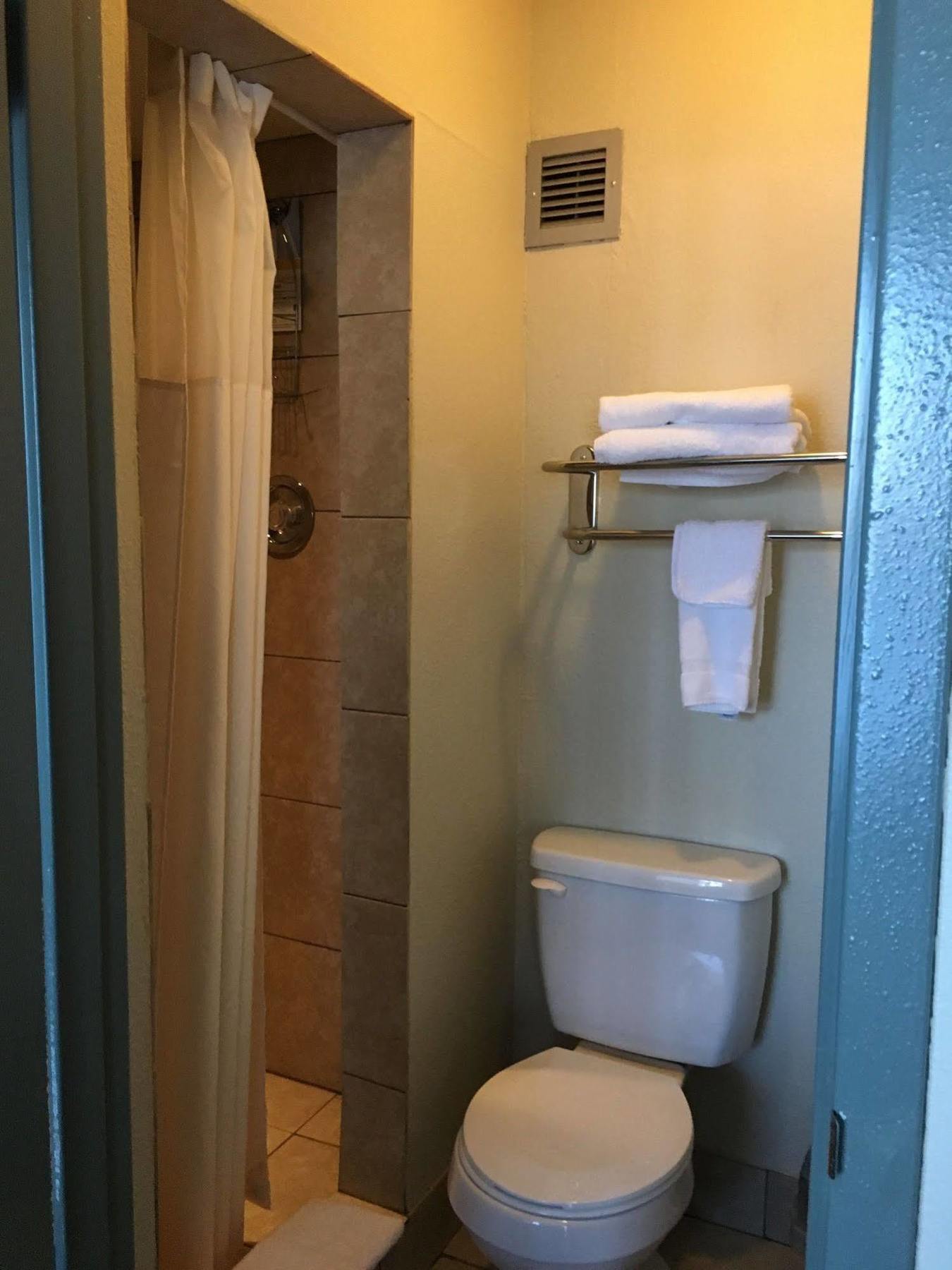 Quality Inn & Suites Horse Cave Екстер'єр фото
